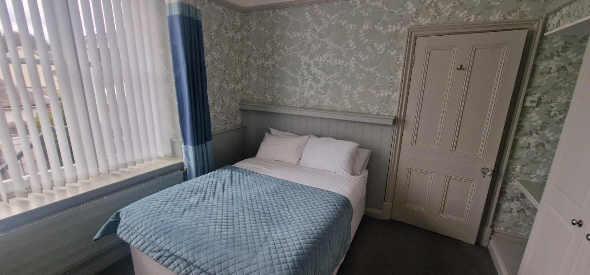 Hazeldene Hotel Aberaeron Buitenkant foto